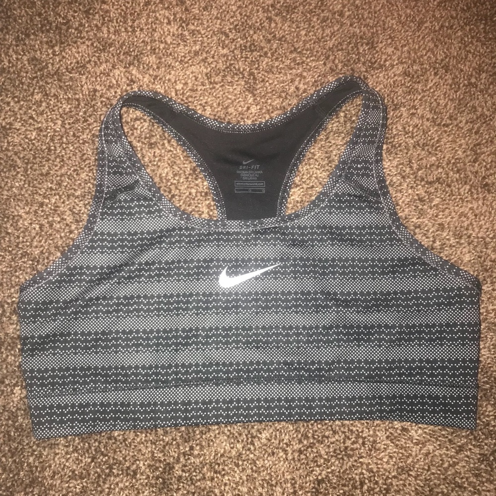Nike sports bra💪🏼 SOLD